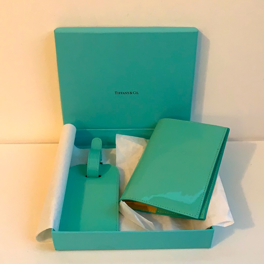 Tiffany & Co Tiffany Blue Passport and Luggage Tag Set with Original Box, New